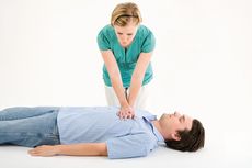 Kapan Kita Perlu Melakukan CPR? Berikut Penjelasannya...
