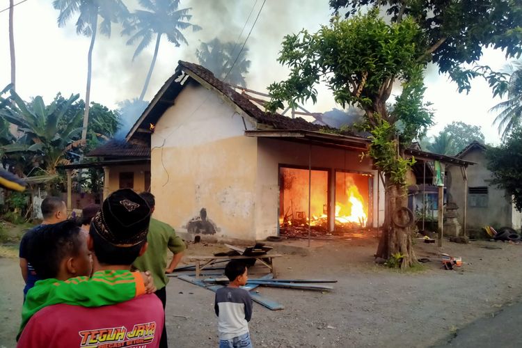 Kebakaran di salah satu bengkel di Banyuwangi 