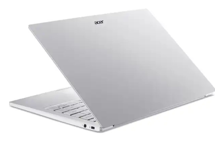 Acer Swift Lite 14 AI dibekali sasi berbahan metal dengan desain belakang dual tone pattern untuk tampilan premium.