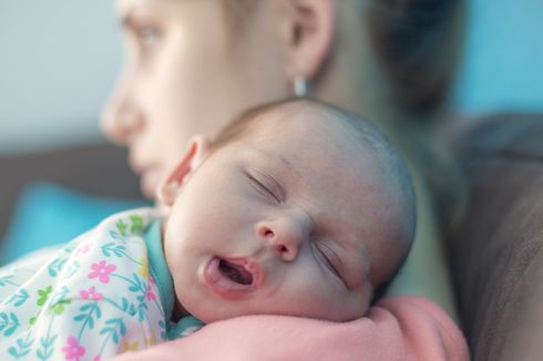 Beli Hadiah bagi Diri Sendiri, Bentuk Self-care untuk Atasi Baby Blues