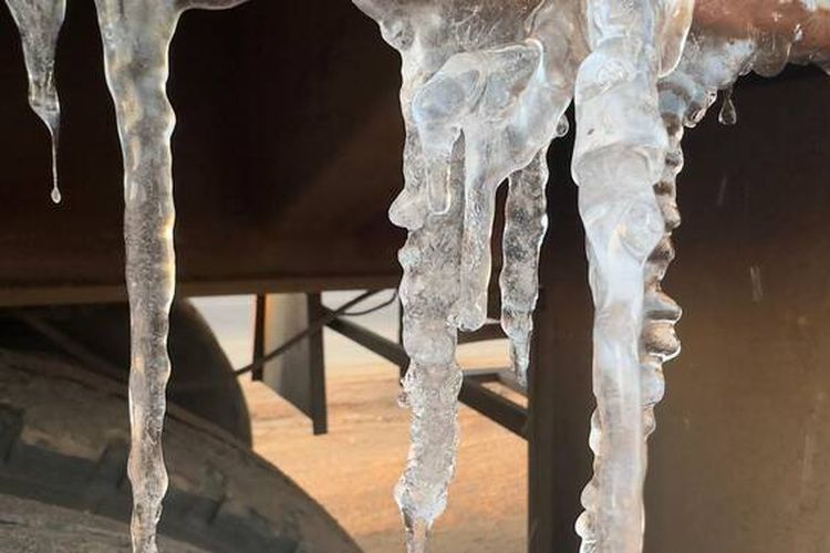 Kota Turaif di Northern Borders Region mencatat suhu terendah di seluruh Kerajaan, mencapai -3&deg;C, menurut laporan National Center for Meteorology (NCM).

