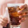 8 Manfaat Mengganti Minuman Bersoda dengan Air Putih