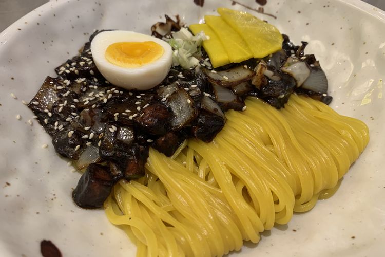 Jjangmyeon at Korean restaurant Taeyang Sung Mal Grand Indonesia.