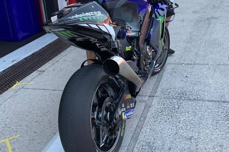 Knalpot model baru pada Yamaha M1 milik Rossi