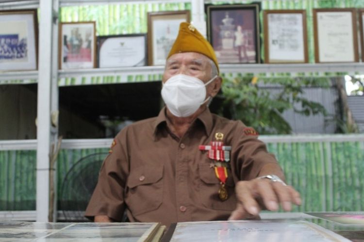 Veteran Tionghoa bernama Gho An Shan alias Gunawan adalah saksi kunci jatuhnya pesawat Catalina RI 005 di Sungai Batanghari