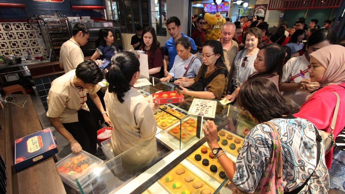 Hadir di Petak Enam Glodok, Rumah Kue Peranakan Tuan Wen 1980 Tawarkan Pia dan Mooncake Halal