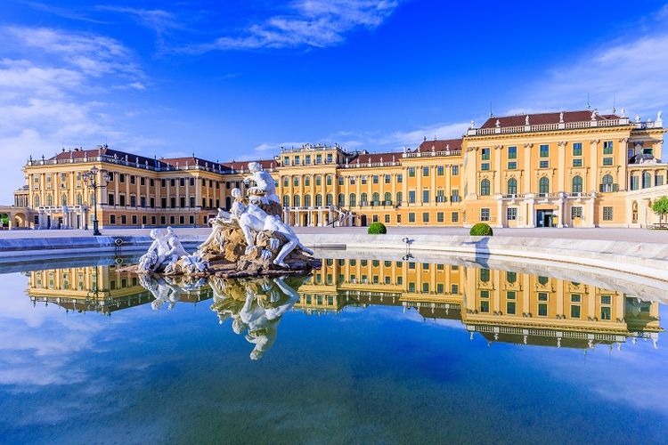 Ilustrasi Istana Schönbrunn