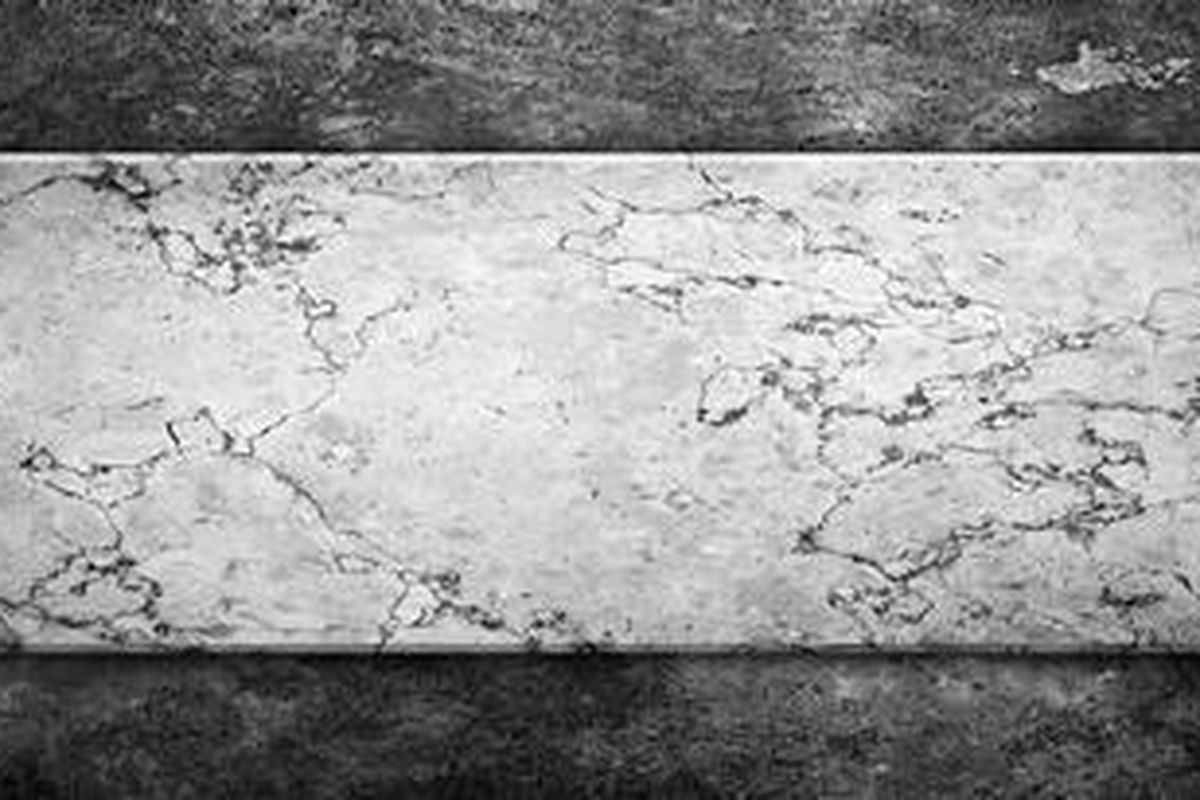 Saat ini konsumen harus semakin jeli memilih keramik, terutama akibat membanjirnya produk-produk China yang tidak fokus ke masalah kesehatan. 