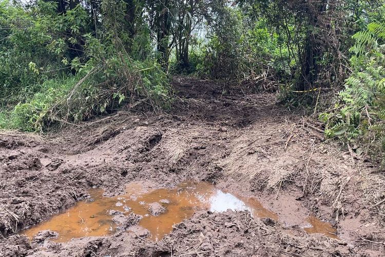 Terkait Izin penyelenggara event motor trail yang rusak kawasan Savana Edelweis Rawa di Kampung Cau Ranca Upas, Kecamatan Rancabali, Kabupaten Bandung, Jawa Barat pihak pengelola mengaku telah mengarahkan panitia penyelenggara agar menempuh perizinan dari pelbagai elemen.