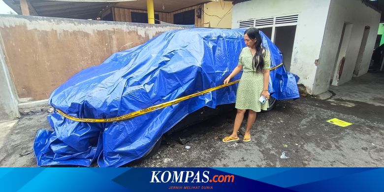 Warga Lumajang Sebut Pembakaran Mobilnya Teror, Rumah Didobrak Orang Hari Sebelumnya