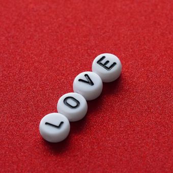 Mengapa Korban Love Scam Sulit Sadar saat Ditipu? Ini Kata Psikolog