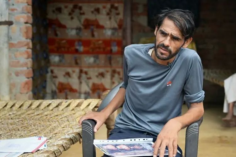 Suami Sarvesh, Paramveer, mengatakan kehamilan ektopik yang langka ini sangat berat bagi keluarga baik secara mental maupun finansial.