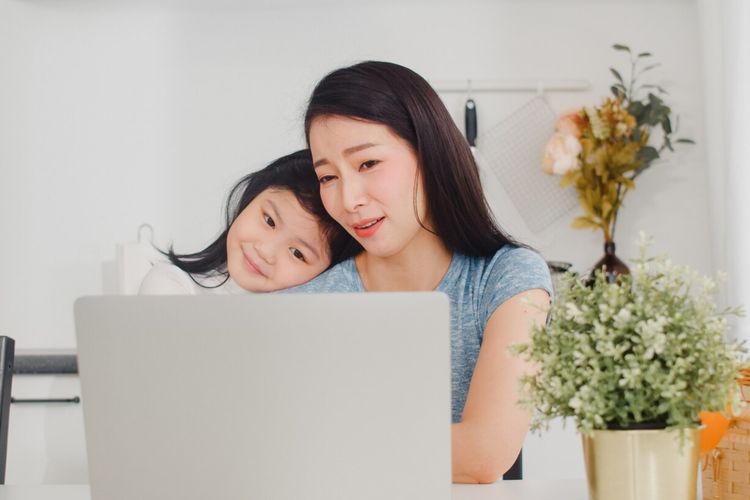 Cara ASN Perempuan Memisahkan Urusan Rumah dan Kantor saat WFH, Ini Cerita Mereka