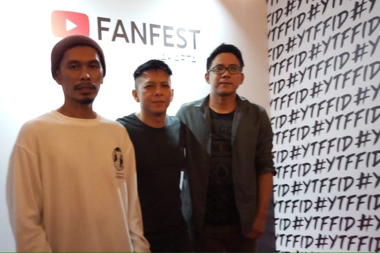 Lukman (kiri), Ariel (tengah), dan David (kanan) saat ditemui di acara YouTube Fanfest, JIExpo Kemayoran, Jakarta Pusat, Jumat (29/11/2019).