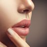 Tips Mencegah Bibir Kering Saat Memakai Lipstik Matte
