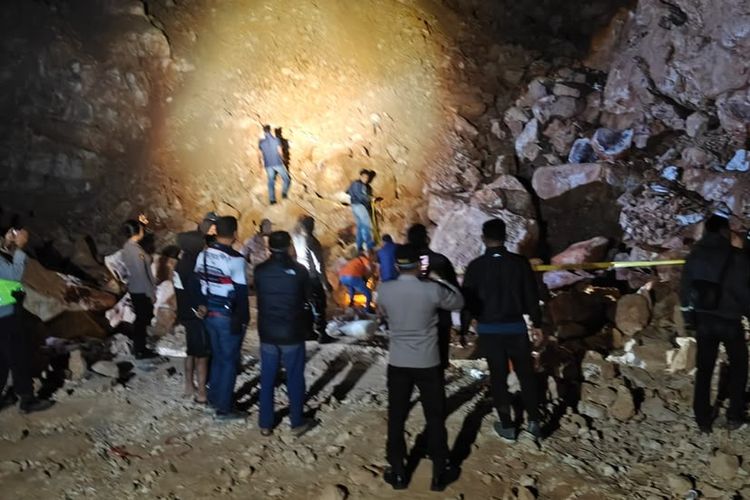Polisi Tutup Sementara Tambang Ilegal Longsor di Sumbawa yang Sebabkan Tiga Penambang Tewas