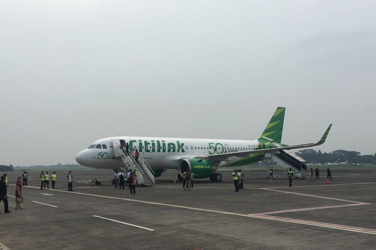 Penerbangan Perdana Citilink Rute Baru Halim-Silangit, di Bandara Internasional Silangit, Sumatera Utara, Sabtu (28/10/2017). 