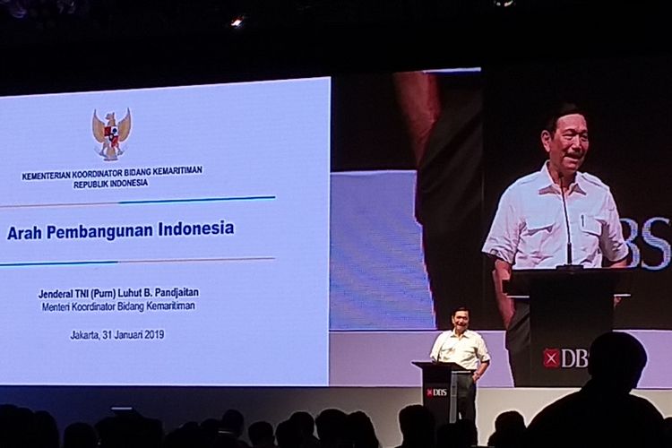 Menko Maritim Luhut Binsar Panjaitan saat menjadi pembicara di acara Asian Insight Conference 2019 di Jakarta, Kamis (31/1/2019).