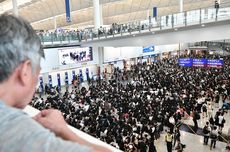 Ribuan Pengunjuk Rasa Gelar Aksi di Bandara Hong Kong demi Menyampaikan "Kebenaran"