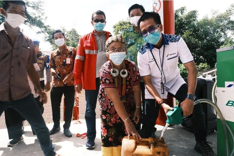 SPBU 3T bernomor 66.757.008 diresmikan pada (26/11) berlokasi di Desa Long Pahangai I, Kec. Long Pahangai, Kab. Mahakam Ulu, Kalimantan Timur. 