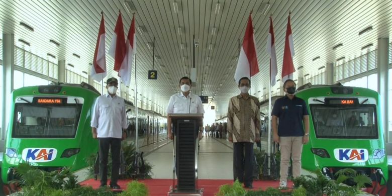 Paling Baru, Luhut Sebut KA Bandara YIA Disiapkan untuk Meningkatkan Mobilitas