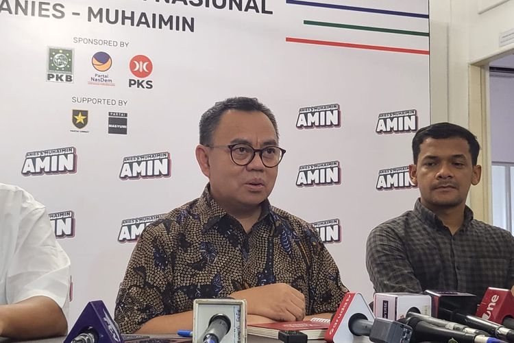 Wakil Kapten Timnas Pemenangan Anies-Muhaimin, Sudirman Said di Jalan Diponegoro 10, Menteng, Jakarta, Kamis (16/11/2023). 