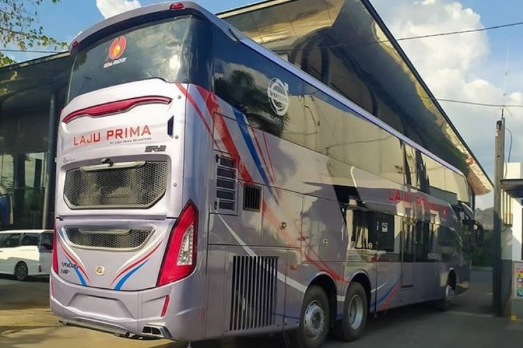 Bus tingkat Laju Prima