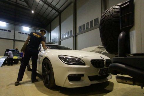 BMW yang Jadi Koleksi Tersangka Korupsi Abdul Latif