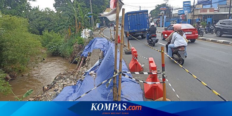 Jalan Ambles di Jalan Raya Bogor Tak Diperbaiki, Warga: Bisa Bikin Kecelakaan Parah!