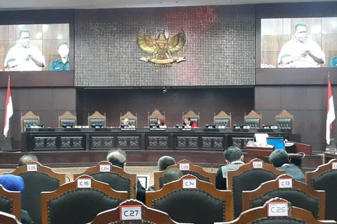 Hakim MK Sebut Majelis Tak Bisa Diperintah Siapapun Termasuk Presiden