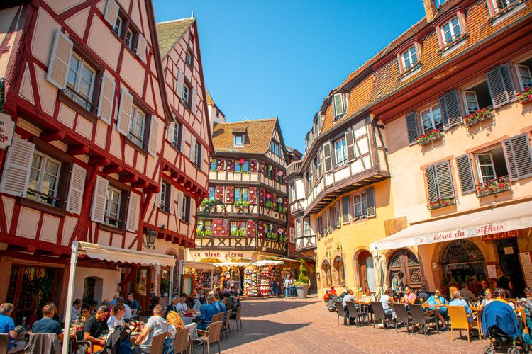 Ilustrasi Kota Strasbourg di Perancis yang ditetapkan UNESCO sebagai Kota Buku Dunia 2024 atau World Book Capital 2024.