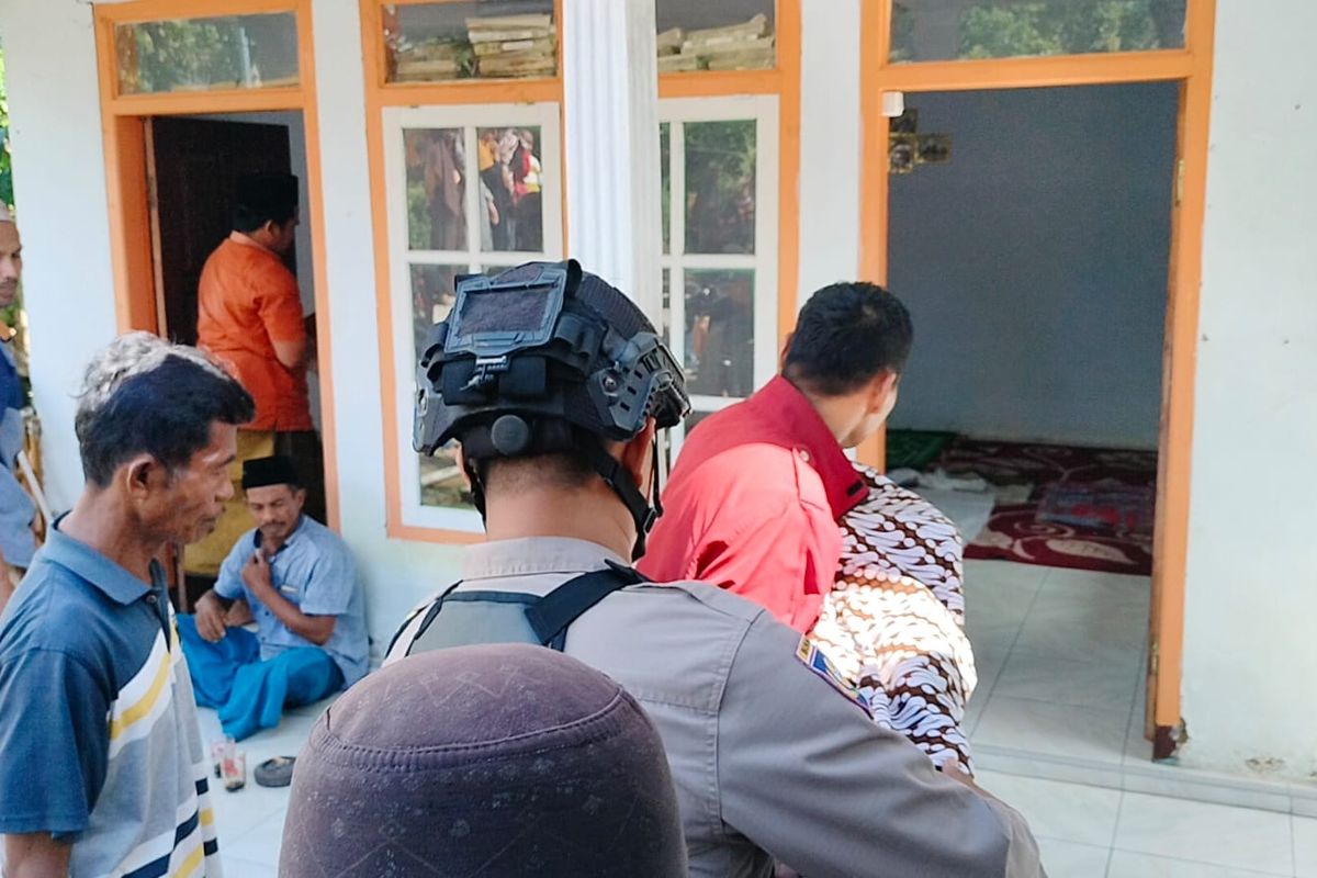 Ibu di Jember bunuh anak kandungnya dengan pisau hingga tewas 