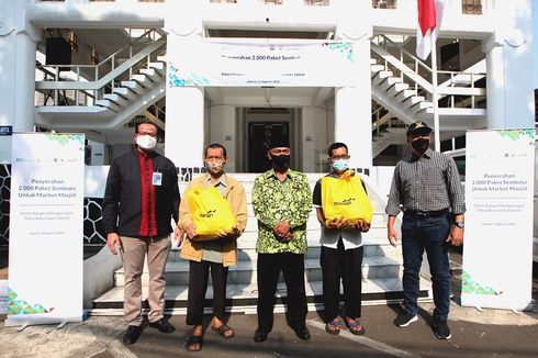 Bantu Masyarakat Terdampak Pandemi, Mandiri Group Salurkan 2.000 Paket Sembako untuk Marbot