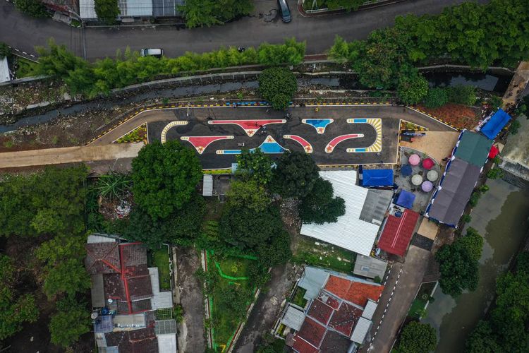 Penampakan C-Bodas RC Circuit, sirkuit yang berada di tengah permukiman di Kota Bandung. Warga pun bisa bergabung di komunitas RC. 