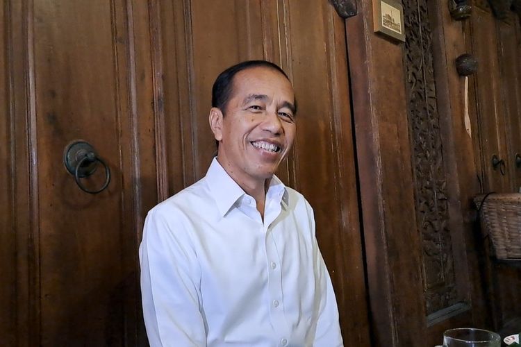 Jokowi Melawan, Minta Penuduh Buktikan Ijazah Palsu