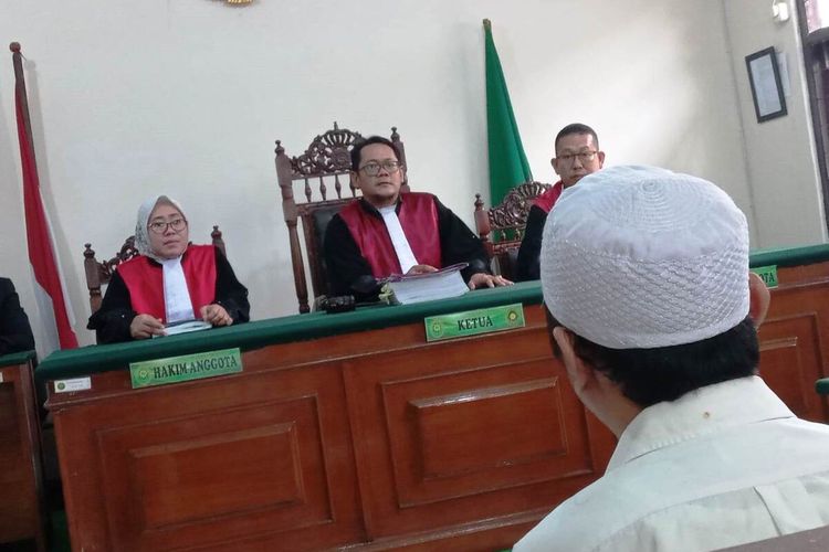 Sugeng Guruh Gautama Legiman (41), terdakwa kasus tabrak lari di Cianjur, Jawa Barat.