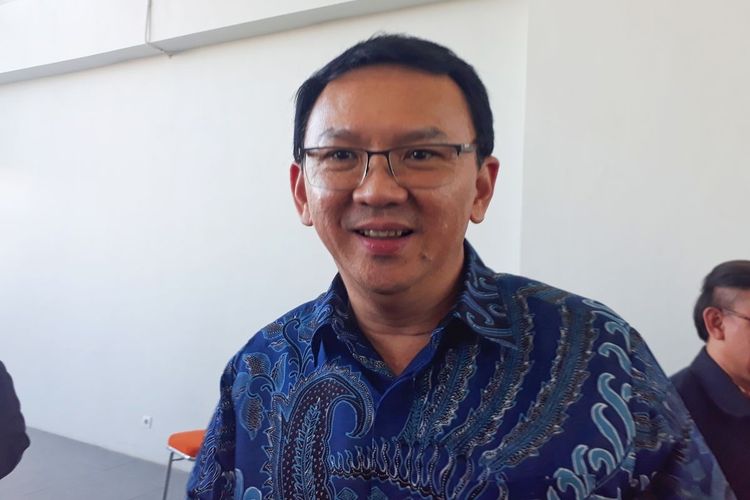 [HOAKS] Ahok Bagikan Bantuan Modal Usaha Melalui Nomor WhatsApp