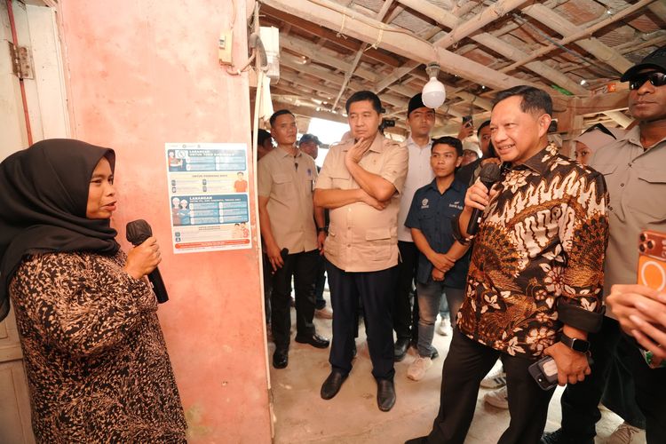 Prabowo Siapkan Genteng Sabut Kelapa untuk Rumah di Daerah Rawan Gempa
