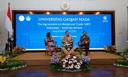 Hadiri FGD UGM, Menko Airlangga Soroti Kekuatan Ekonomi dan Diplomasi Perdagangan Indonesia
