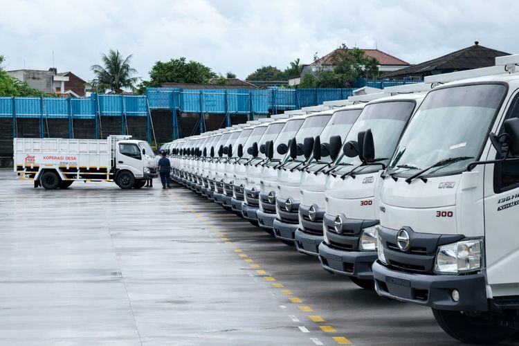 Hino Suplai 10.000 Truk Dutro untuk Kopdes Merah Putih
