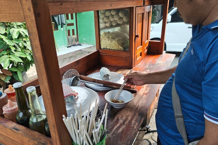 Sejarah Bakso dan Mi Ayam Wonogiri: dari Tradisi Kaum Boro hingga Kuasai Gerobak Nusantara