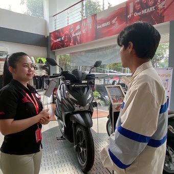 Ilustrasi kredit motor Honda.