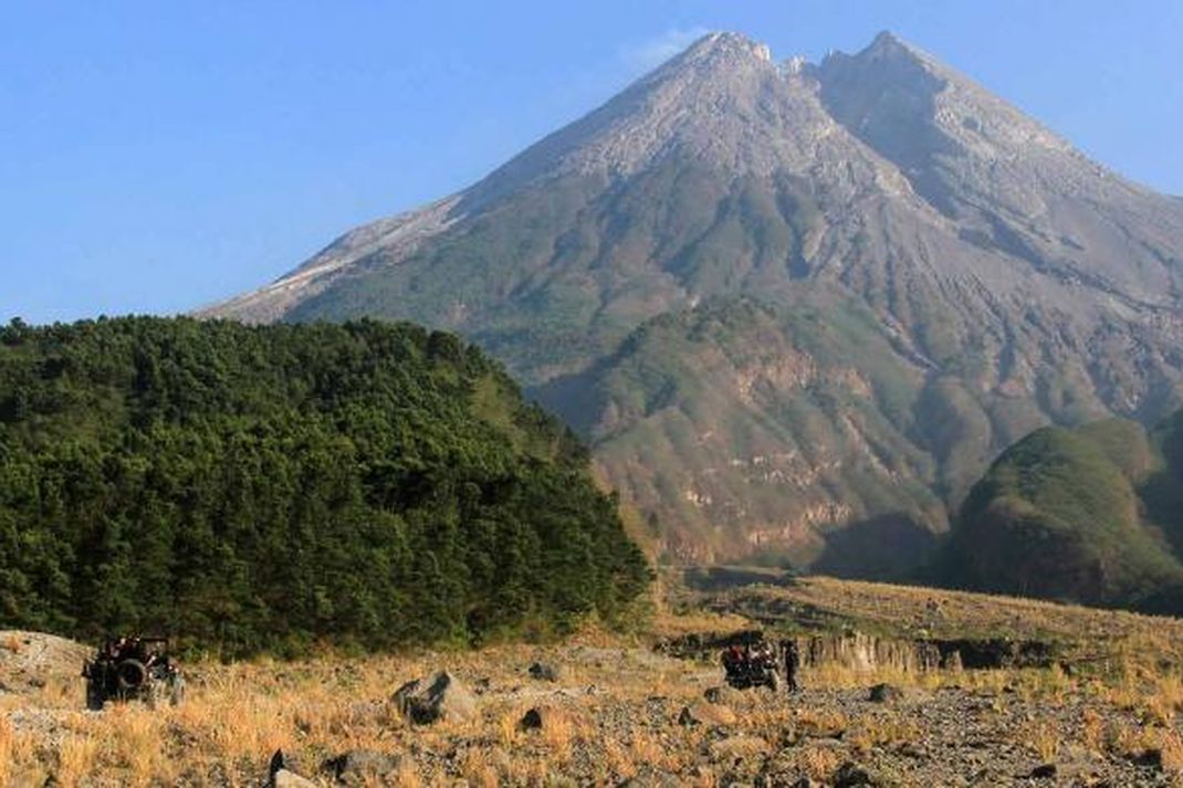 Travel - Tour Lava Merapi