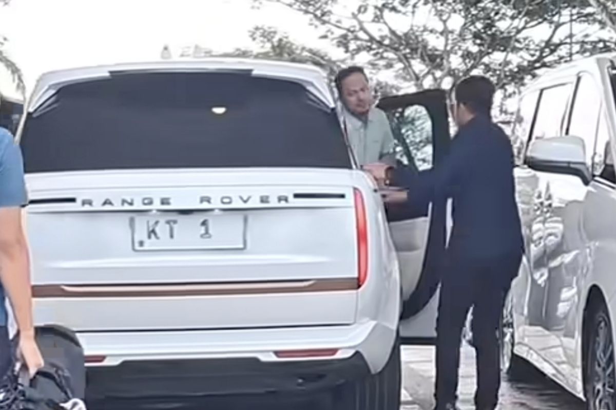 Gubernur Kaltim Pakai Range Rover Bernopol KT 1 di IKN, Pemprov: Mobil ...