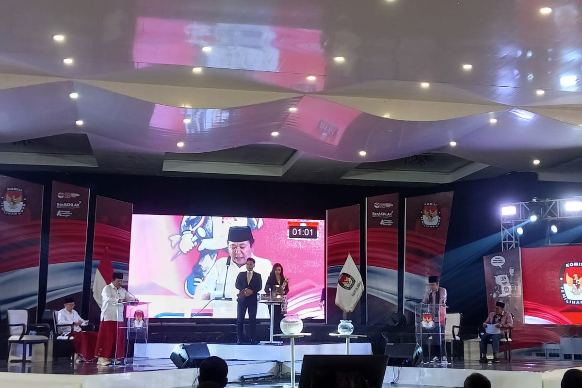 Debat publik Pilkada Jember digelar di Edelweis Ballroom cempaka hotel pada Sabtu (23/11/2024)