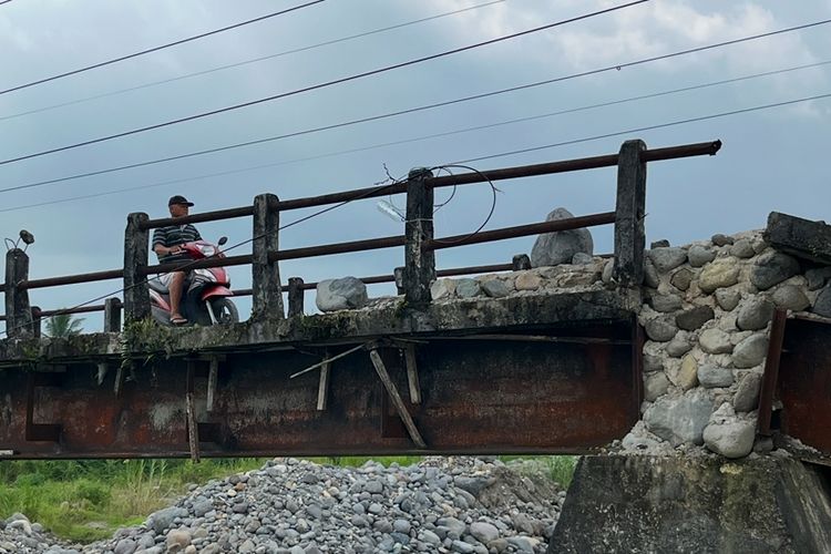 Puluhan Jembatan dan Jalan Rusak Pascabencana di Padang Pariaman, Sebagian Tidak Masuk Program Rehabilitasi