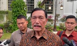Luhut Yakin Menkeu Purbaya Bisa Bantu Prabowo Ciptakan Lapangan Kerja
