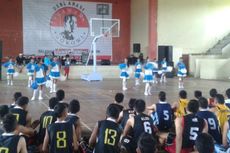 Garap Pemilih Pemula, Relawan Jokowi Gelar Turnamen Basket di Ambon