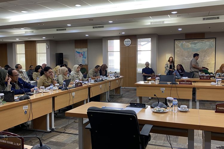 Suasana rapat kerja komisi D DPRD bersama Dinas Perumahan Rakyat dan Kawasan Permukiman DKI Jakarta, Selasa (11/7/2023).