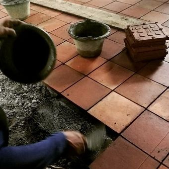 Pemasangan Ubin Terracota